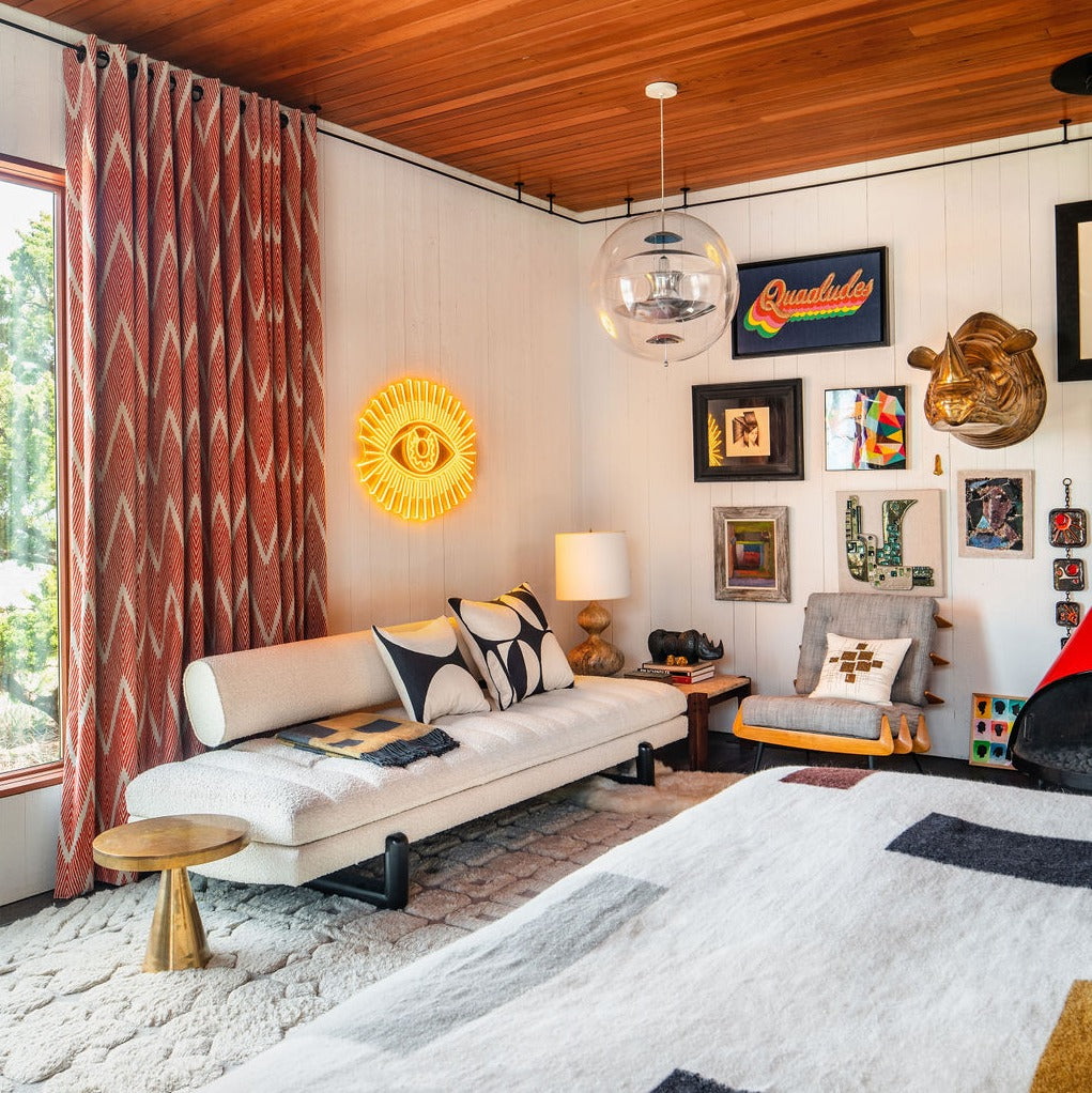 Golden Eye by Jonathan Adler, signe en néon LED